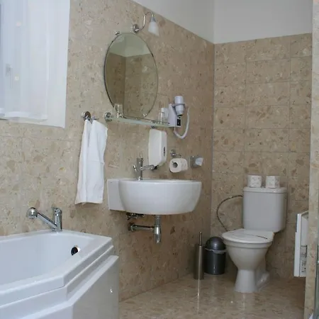 Hotel Star 1,2 Ξενοδοχείο 3*